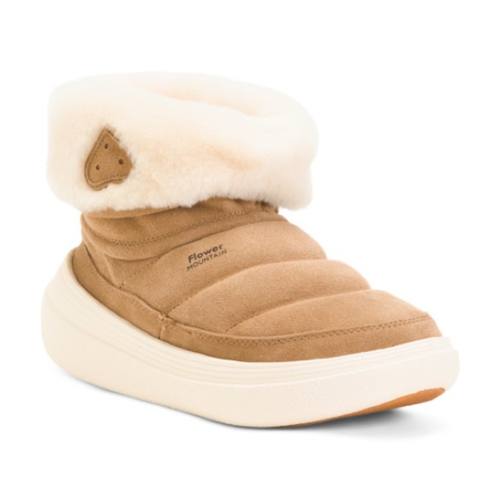 Flower Mountain Women's Tan and Cream Winter Boots